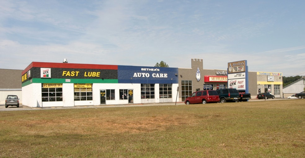 4545 Lawrenceville Hwy NW, Lilburn, GA for sale - Building Photo - Image 2 of 6