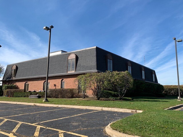 1819 Dot St, Mchenry, IL 60050 | LoopNet