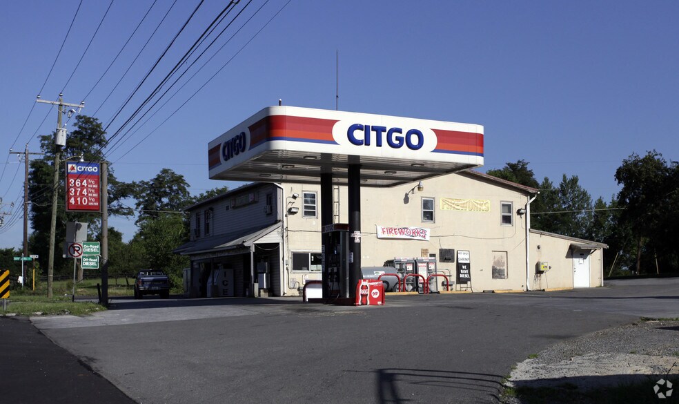 4192 Harry Byrd Hwy, Berryville, VA for sale - Primary Photo - Image 1 of 1