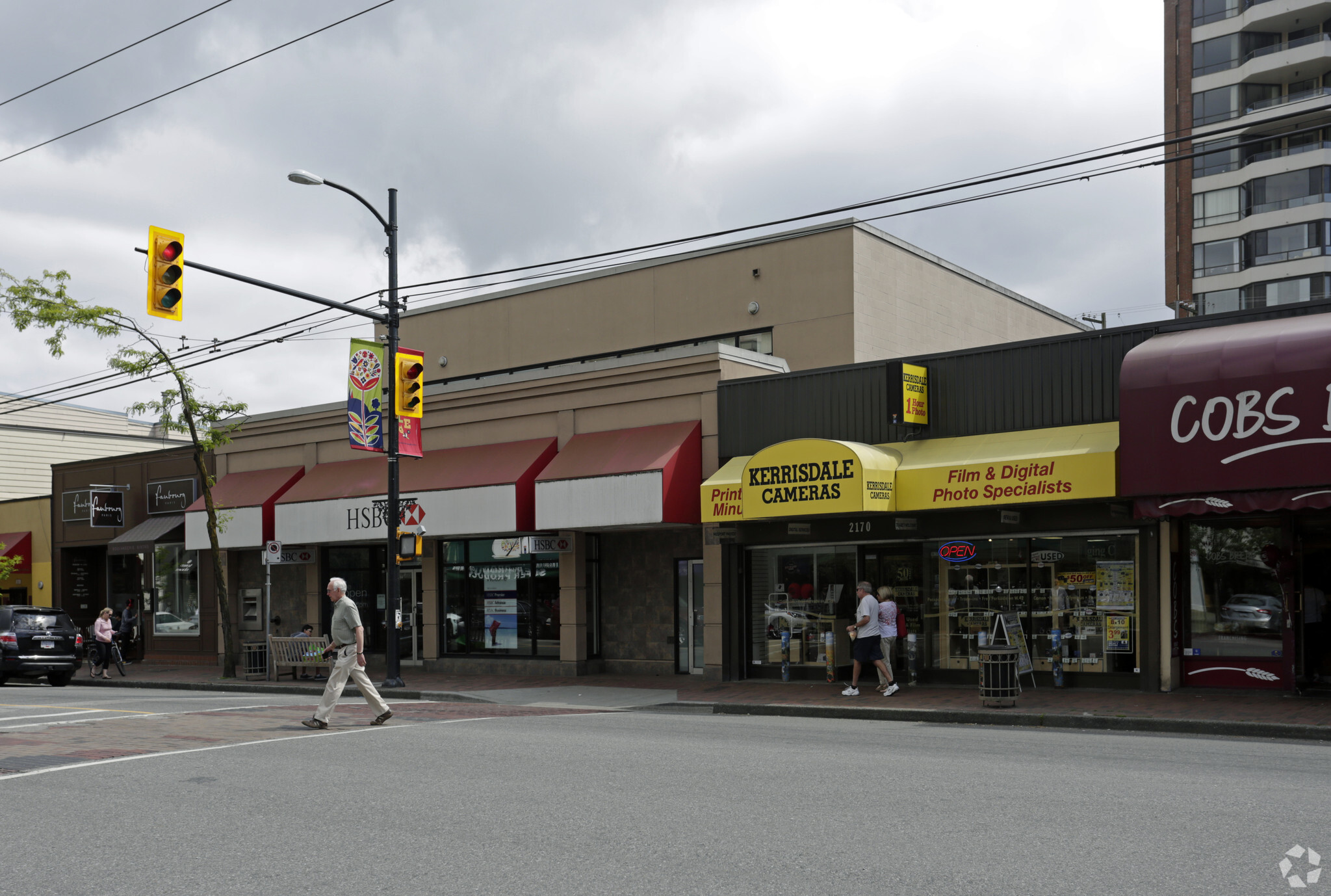 2164 W 41st Ave, Vancouver, BC for lease Primary Photo- Image 1 of 6