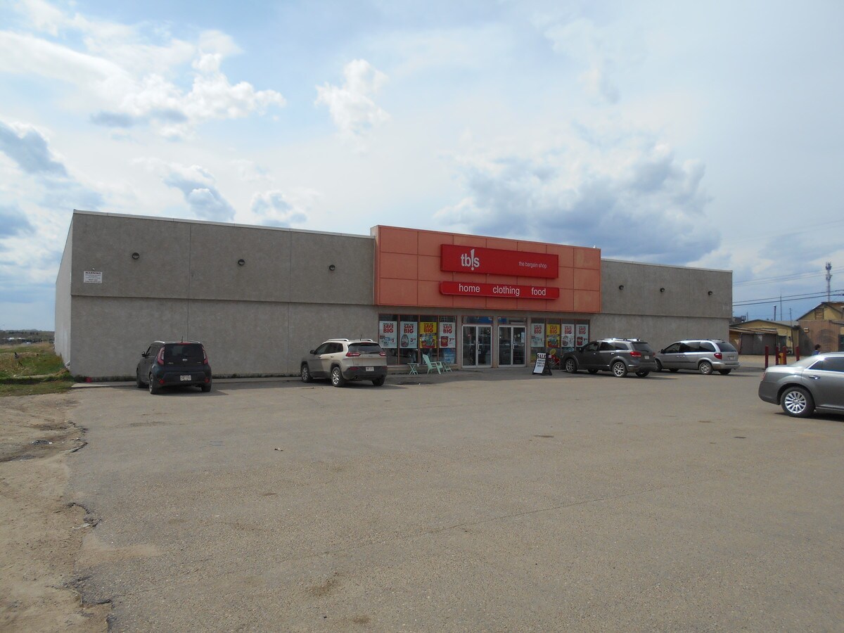 10032 101 St, Lac La Biche, AB T0A 2C0