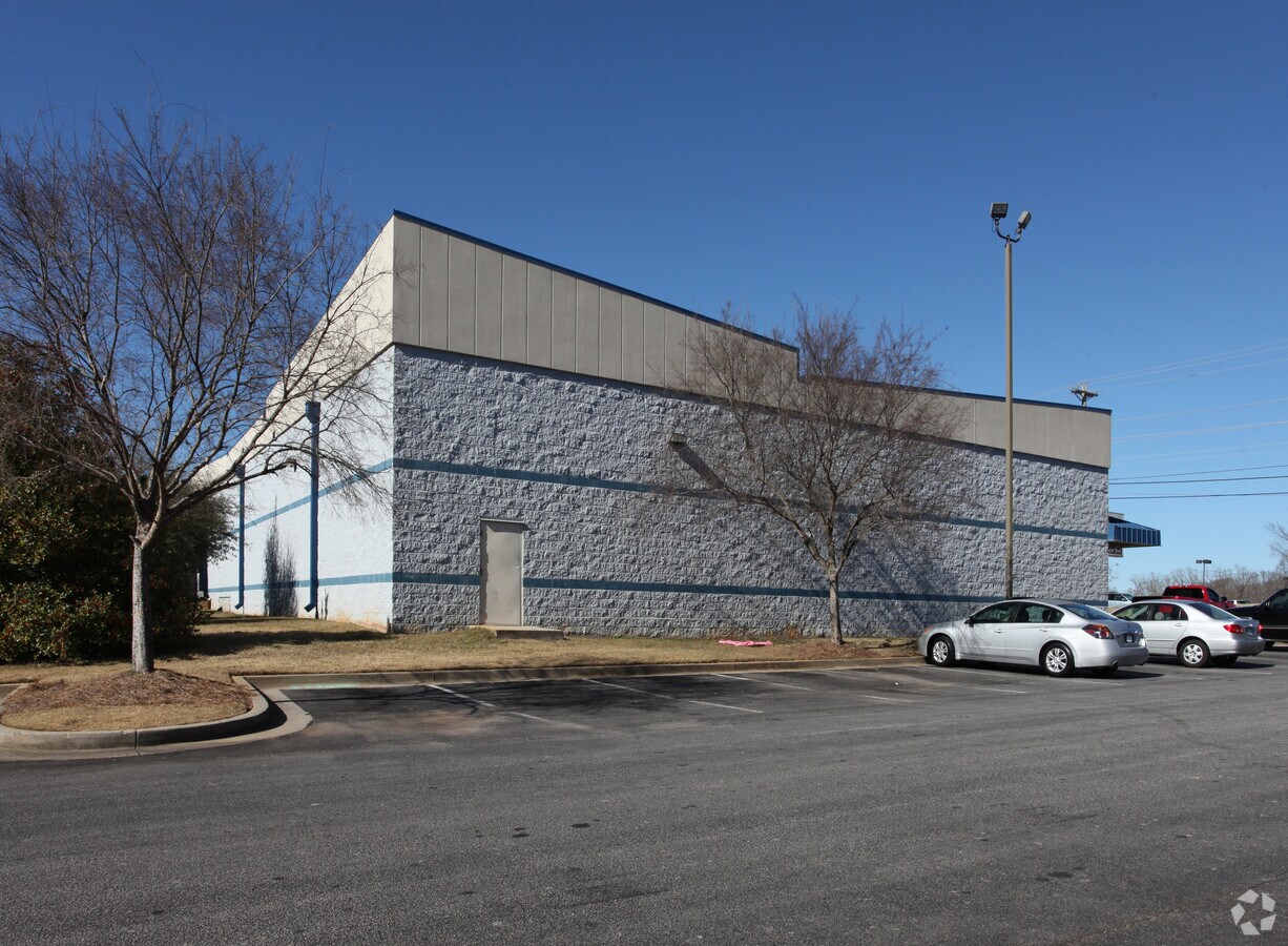 679 Dawsonville Hwy, Gainesville, GA 30501 Property Record