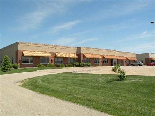 1320 19th Ave NW, Clinton, IA for sale - Building Photo - Image 1 of 1