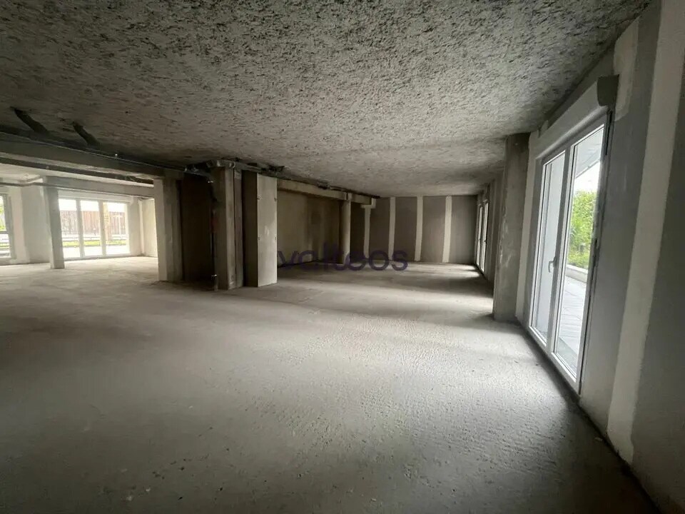 4 Rue Luce Boyals, Toulouse for lease Building Photo- Image 1 of 8