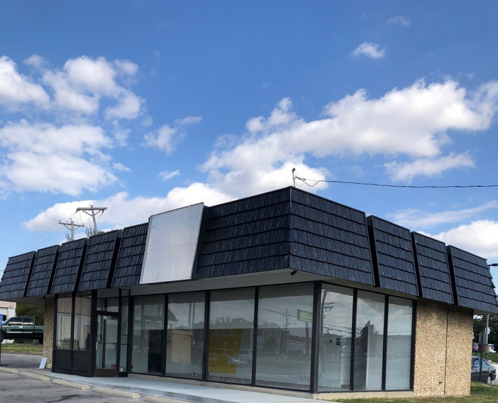 5706 S Lindbergh Blvd, Saint Louis, MO for lease - Building Photo - Image 1 of 5