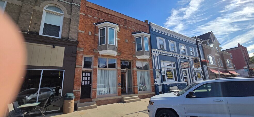 23061 E Main St, Armada, MI for sale - Building Photo - Image 1 of 1