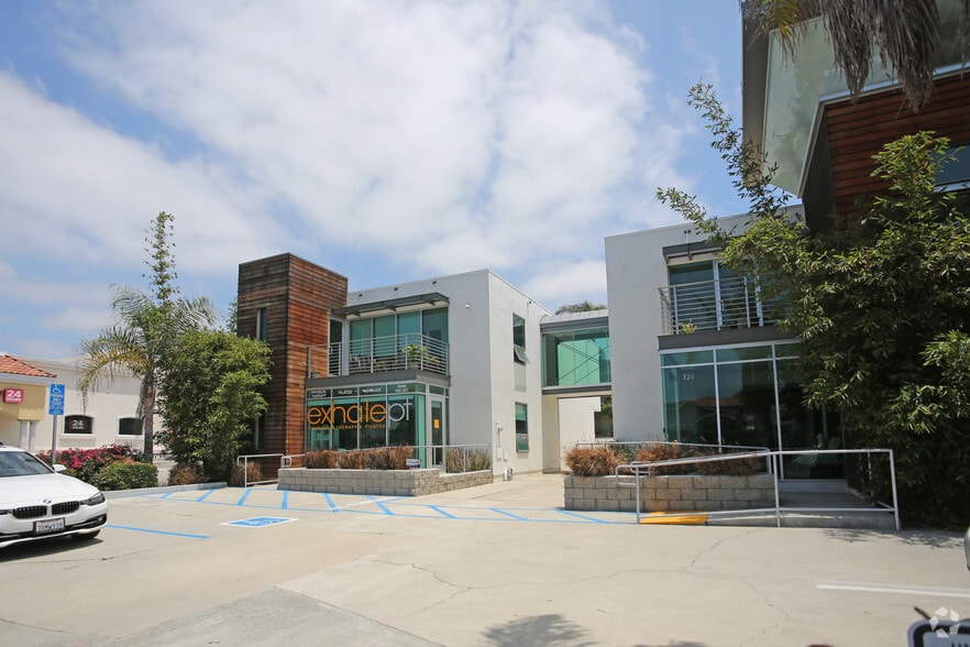 326 S Pacific Coast Hwy, Redondo Beach, CA for lease - Building Photo - Image 3 of 14