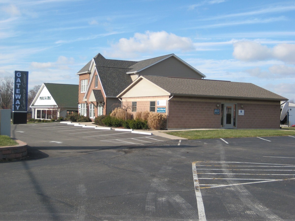 2682 N Columbus St, Lancaster, OH 43130