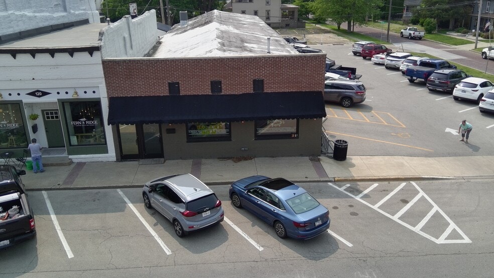 122 N Main St, Washington, IL for lease - Building Photo - Image 1 of 11