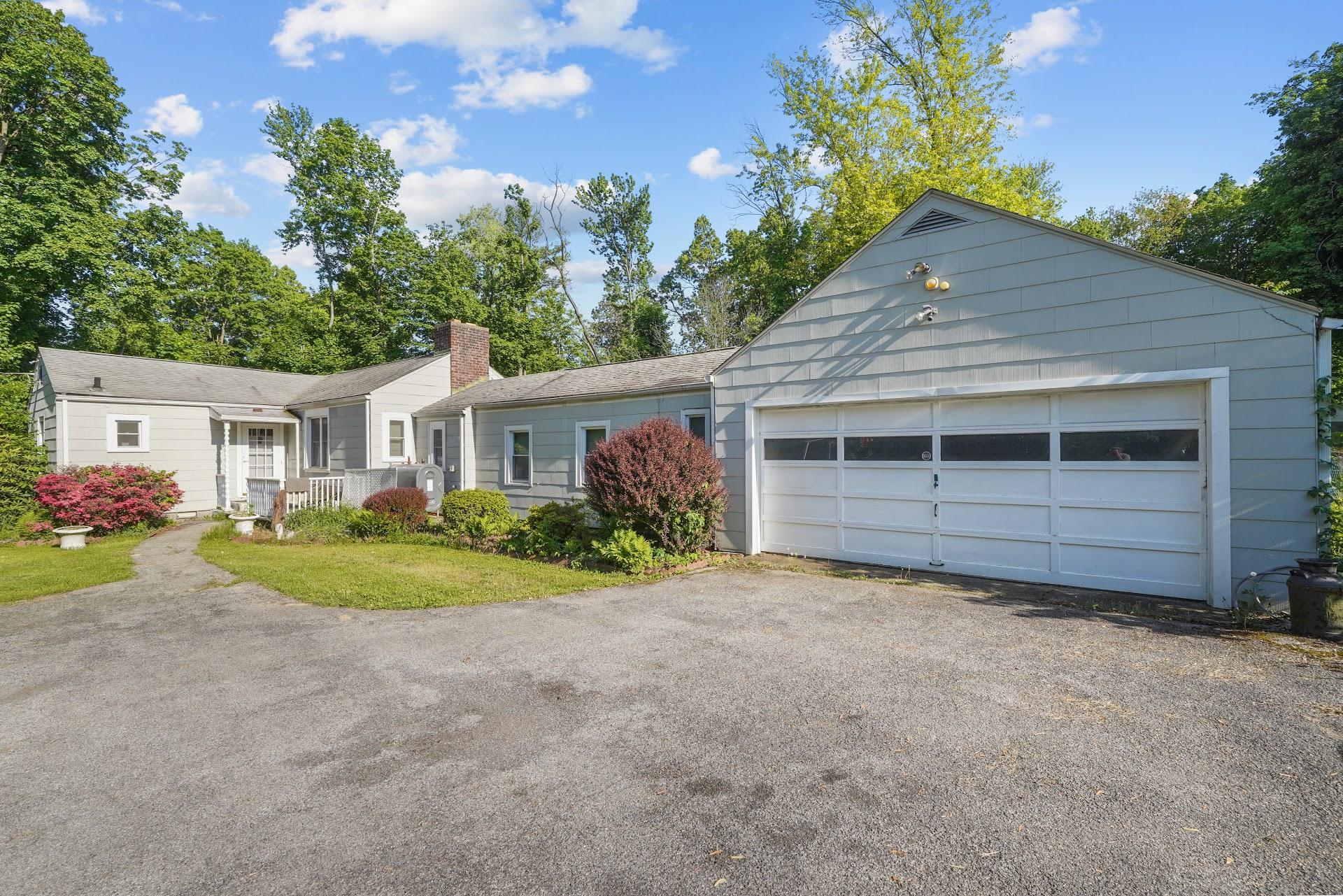 60-64 Old Glenham Rd, Fishkill, NY 12524 - Old Glenham Road Row | LoopNet