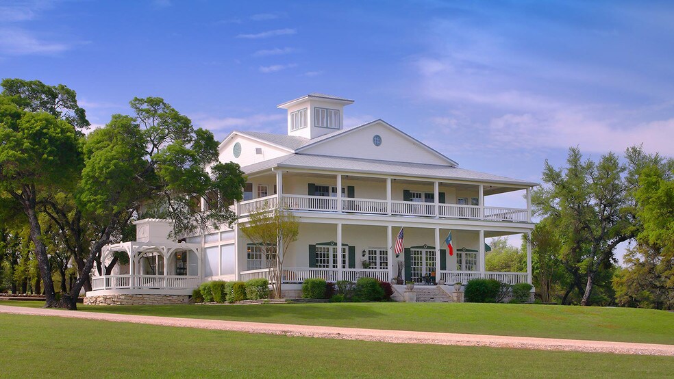 2614 Upper Albert Rd, Stonewall, TX 78671