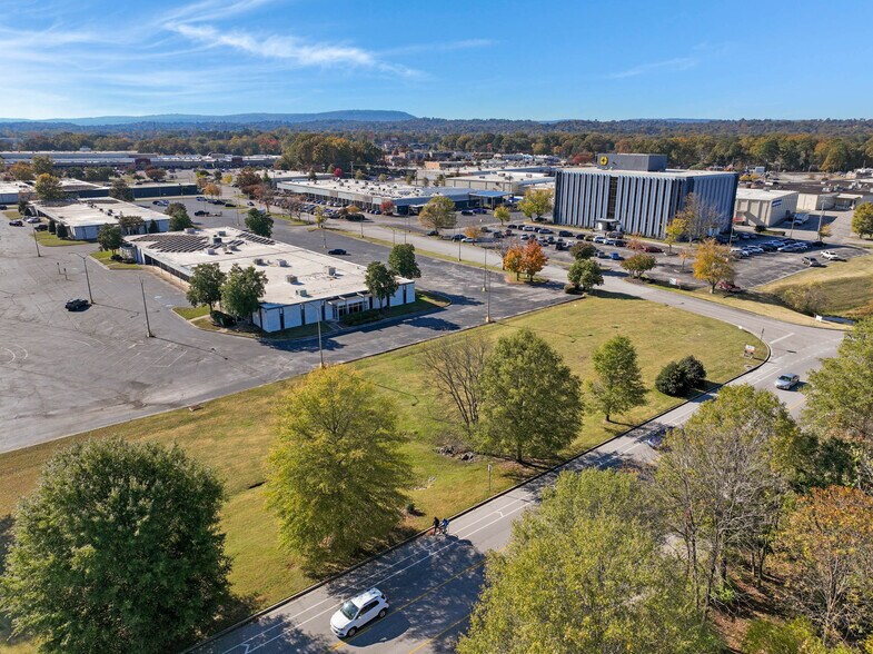 320 Greenway View dr, Chattanooga, TN for sale - Aerial - Image 3 of 5