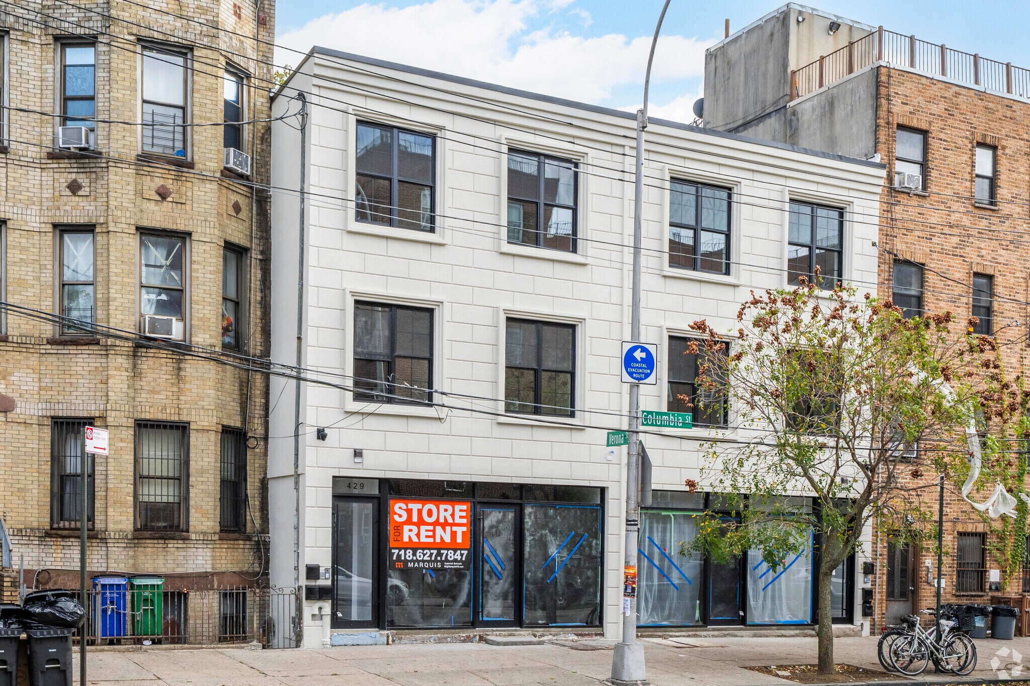 429 Columbia St, Brooklyn, NY for lease Primary Photo- Image 1 of 4