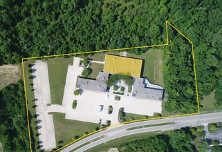 1400 Commerce Center Dr, Franklin, OH - AERIAL  map view