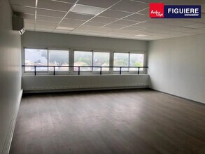 1 Avenue Clément Ader, Istres for lease Building Photo- Image 2 of 13