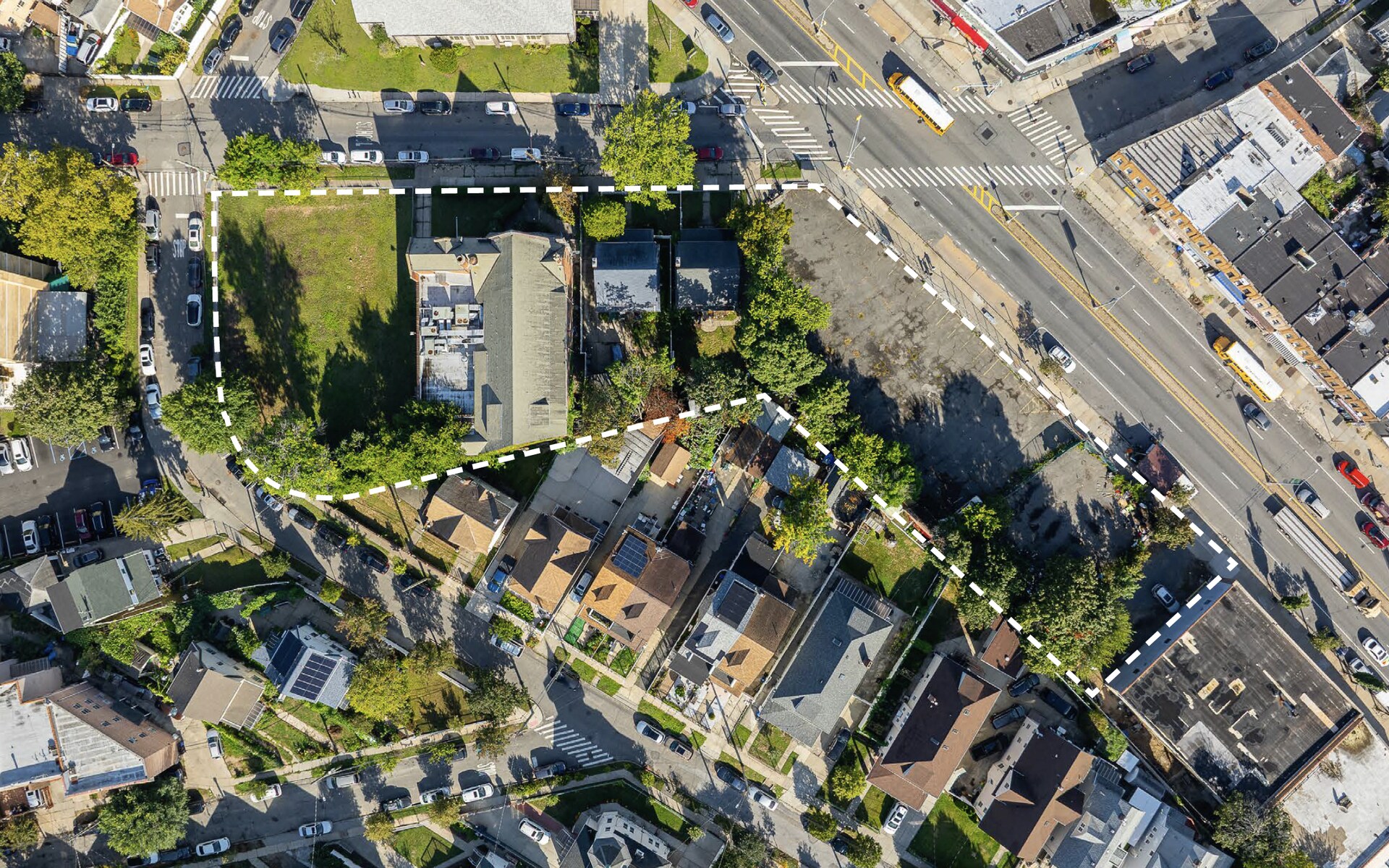 196-04-196-26 Woodhull Ave, Hollis, NY for sale Primary Photo- Image 1 of 5