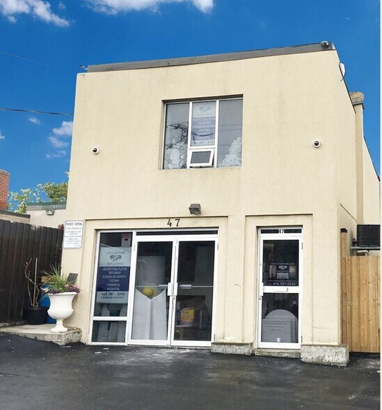 47 Clarkson Ave, Toronto, ON for sale - Primary Photo - Image 1 of 1