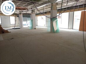 Retail in Vilanova i la Geltrú, Barcelona for lease Interior Photo- Image 2 of 9