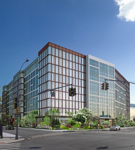 3005 Whitestone Expy, Flushing, NY for sale - Primary Photo - Image 1 of 2