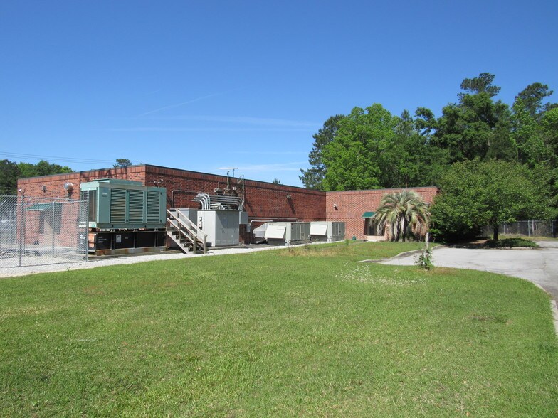 4920 Appian Way, North Charleston, SC 29420