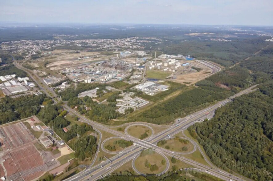 Flex in Saint-Avold for sale - Building Photo - Image 1 of 3