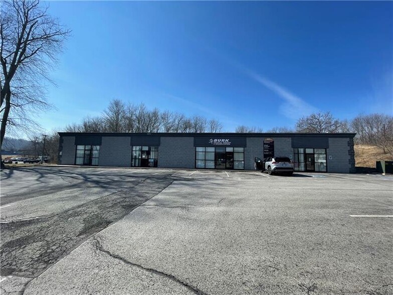 1673-1677 Route 65, Ellwood City, PA for sale - Primary Photo - Image 1 of 1