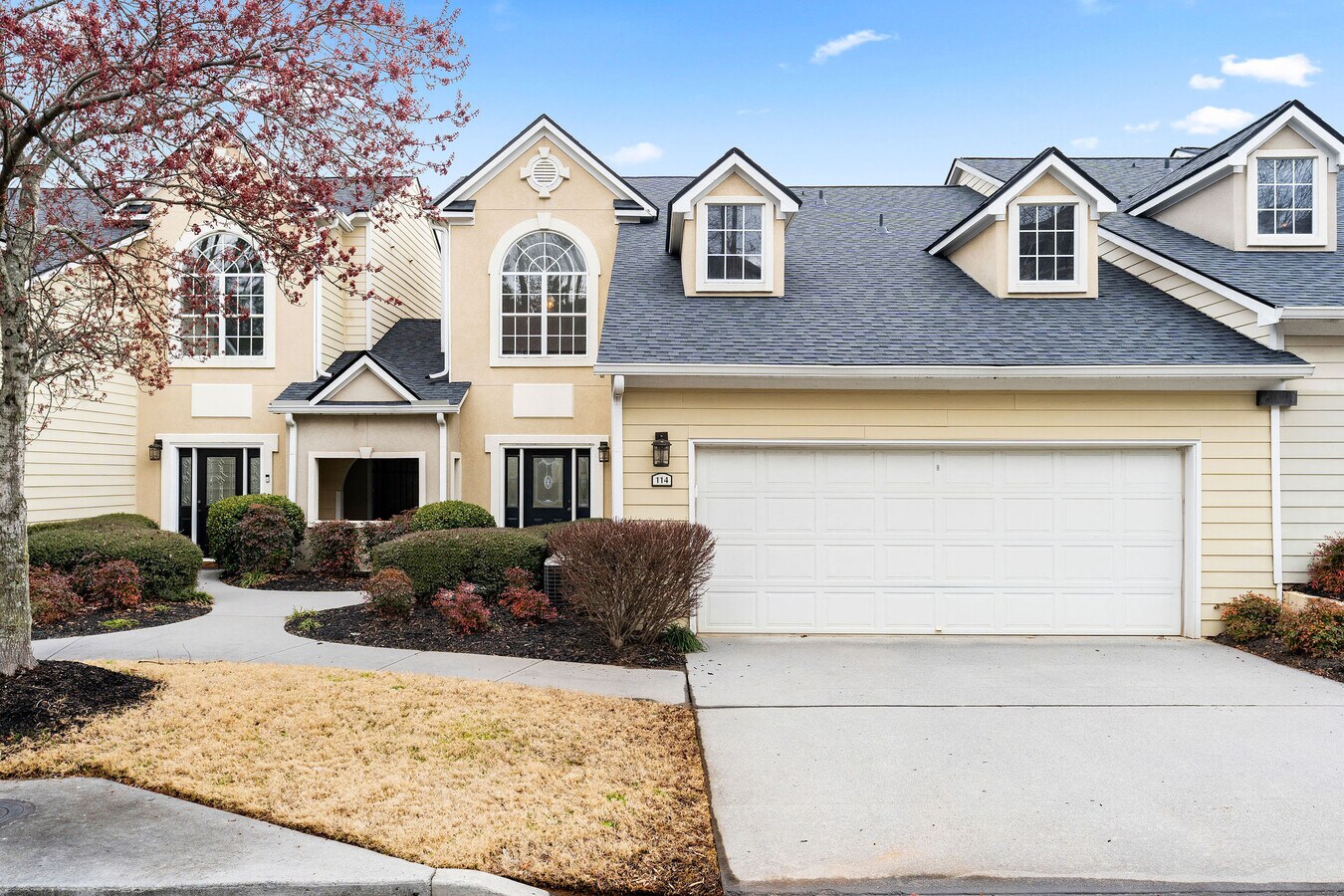 2015 Barrett Lakes Blvd NW, Kennesaw, GA 30144