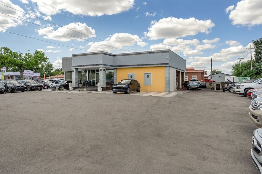 435 E New Circle Rd, Lexington, KY for lease - Building Photo - Image 3 of 18