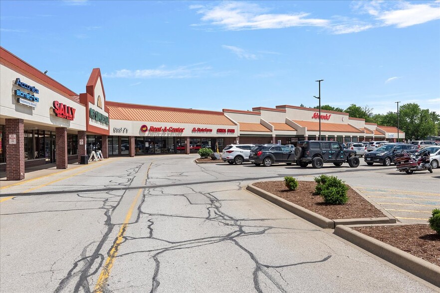 1895 E Sangamon Ave, Springfield, IL for lease - Building Photo - Image 1 of 9