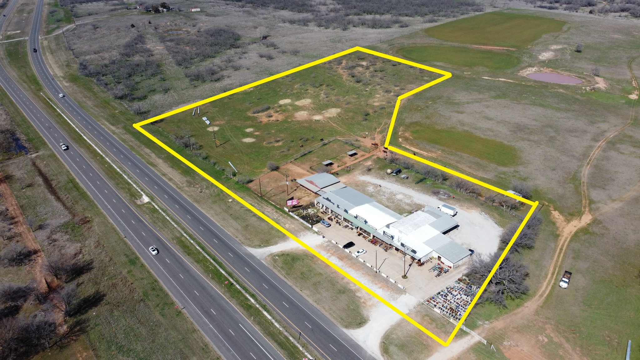 3916 US Highway 287 N, Henrietta, TX for sale Building Photo- Image 1 of 28