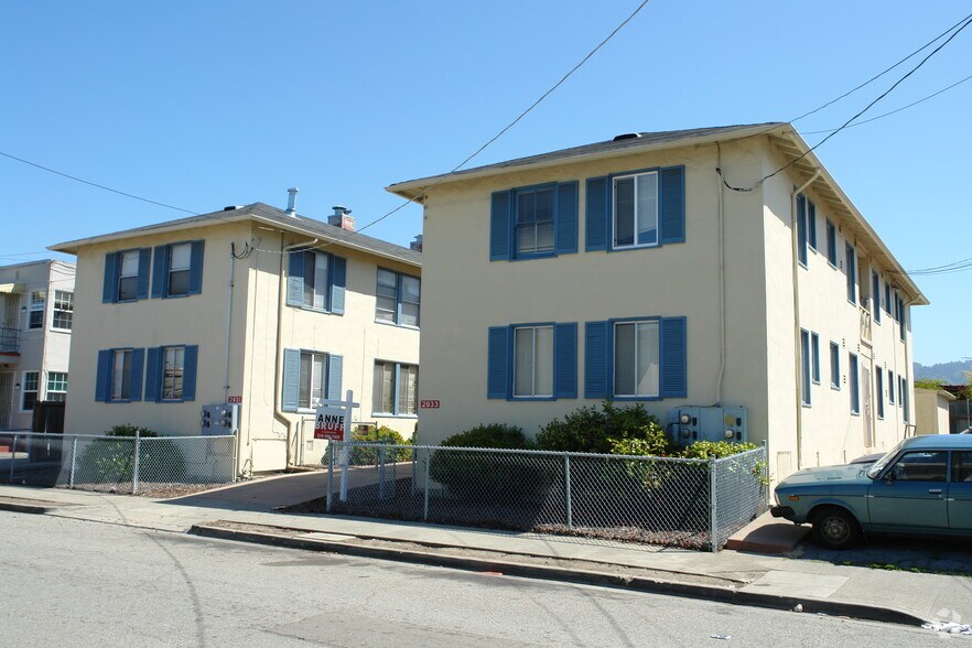 2933 Stanton St, Berkeley, CA for sale - Primary Photo - Image 1 of 1