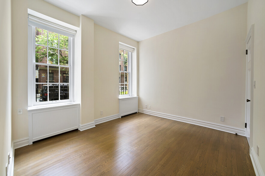 82-84 W 12th St, New York, NY for sale - Interior Photo - Image 3 of 15