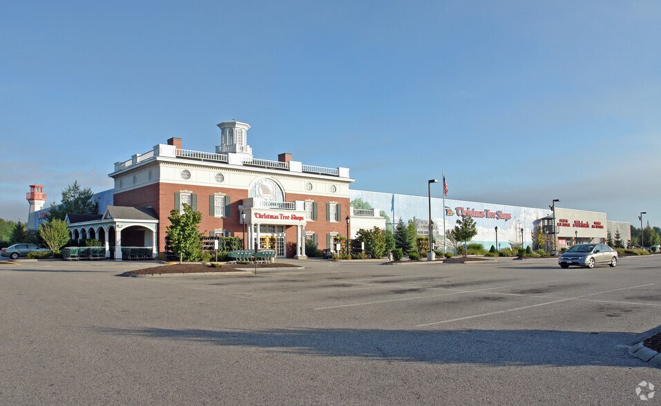 490 Payne Rd, Scarborough, ME for sale - Building Photo - Image 1 of 1