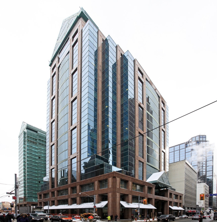 151 Yonge St, Toronto, ON, M5C 2W7 Coworking Space on