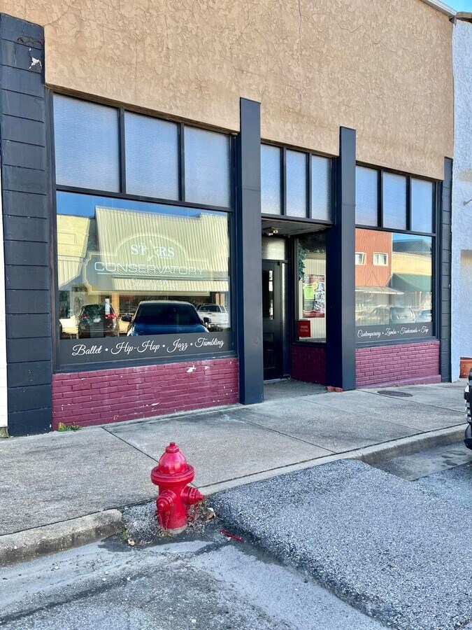 519 Main, Cabool, MO 65689