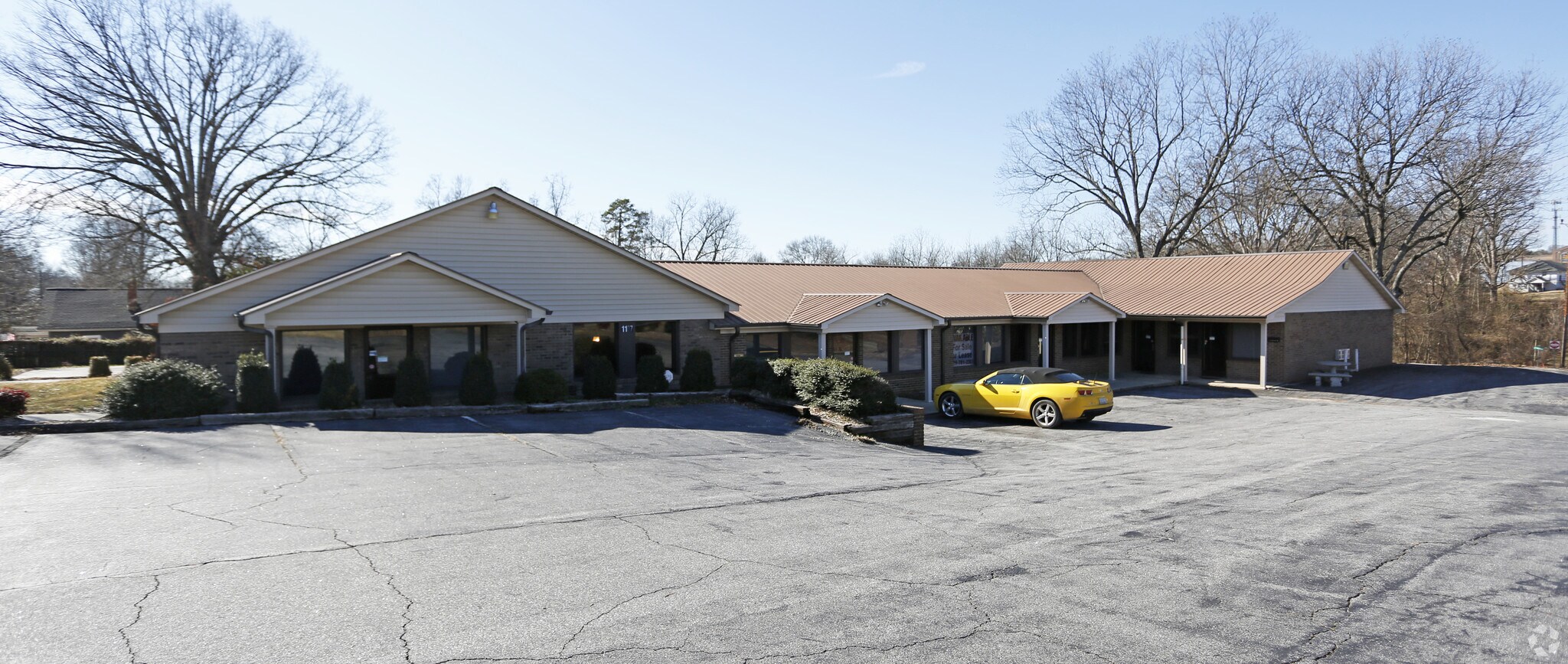 1107 2nd Avenue Ct SW, Hickory, NC for sale Primary Photo- Image 1 of 1