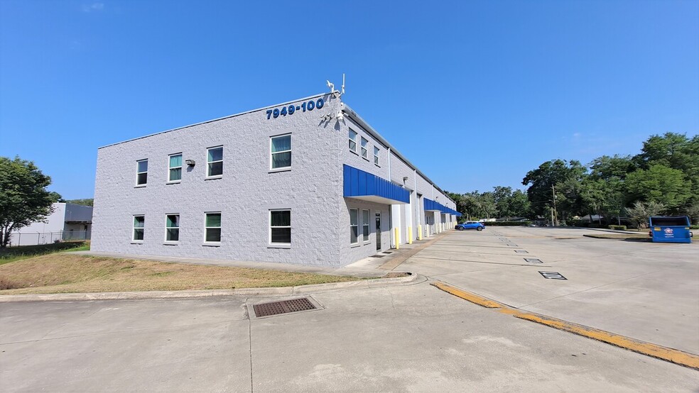 7949 Atlantic Blvd, Jacksonville, FL for lease - Building Photo - Image 1 of 6