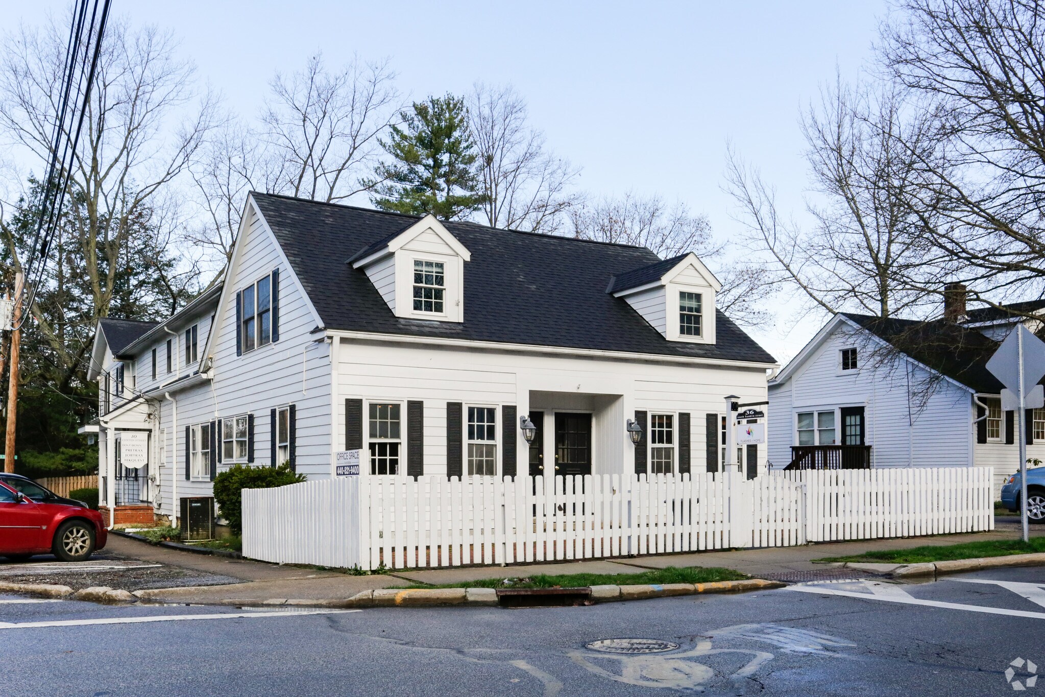 36 S Franklin St, Chagrin Falls, OH for sale Primary Photo- Image 1 of 1