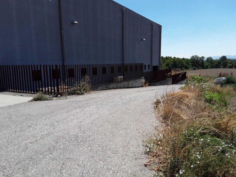 Industrial in Manlleu, Barcelona for sale - Building Photo - Image 2 of 2