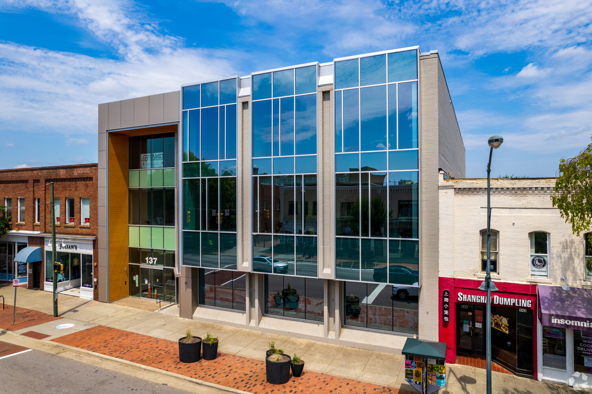 137 E Franklin St, Chapel Hill, NC for lease Building Photo- Image 1 of 14