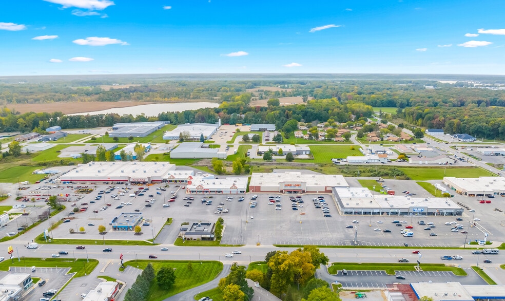 1801 N Wayne St, Angola, IN for sale - Building Photo - Image 1 of 1