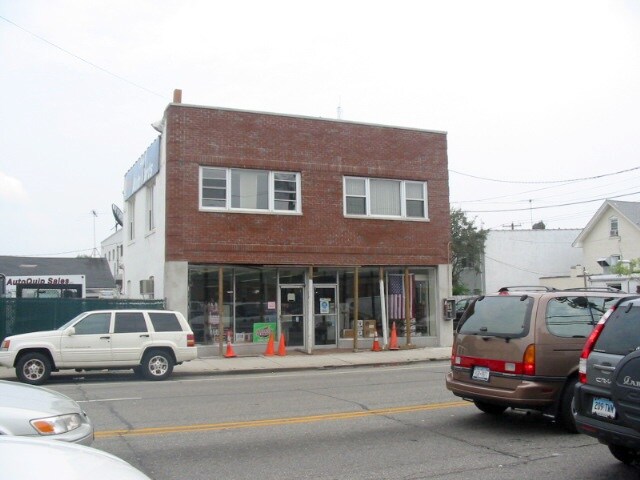 290 Willis Ave, Mineola, NY for sale - Building Photo - Image 1 of 1
