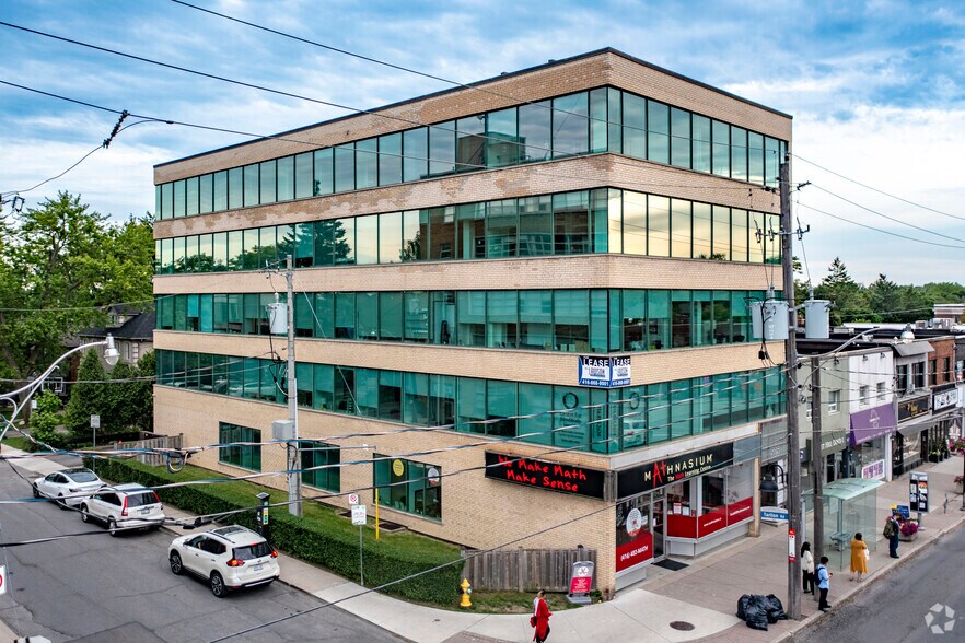 501-505 Eglinton Ave W, Toronto, ON for lease - Primary Photo - Image 1 of 8
