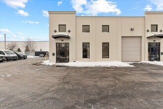 9550 W Sergo Dr, McCook, IL for lease Interior Photo- Image 2 of 27