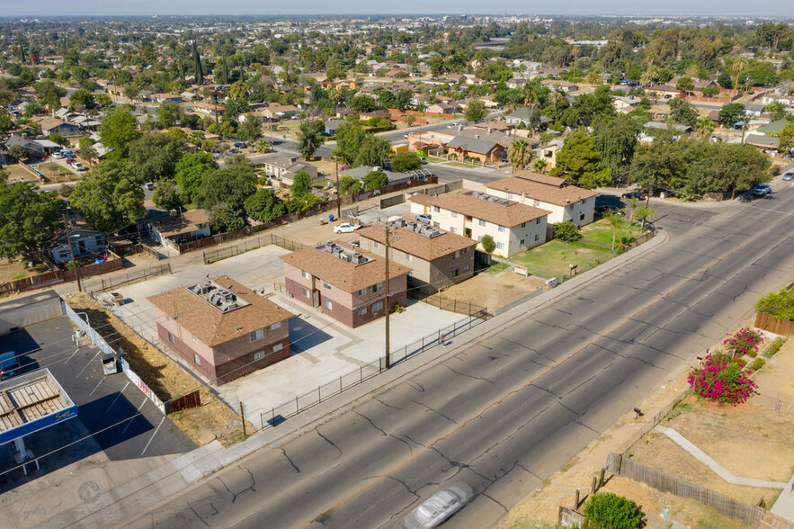 1313 Bernard, Bakersfield, CA for sale - Building Photo - Image 1 of 1