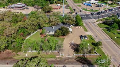 214 Elm Ave, Bryan, TX - aerial  map view