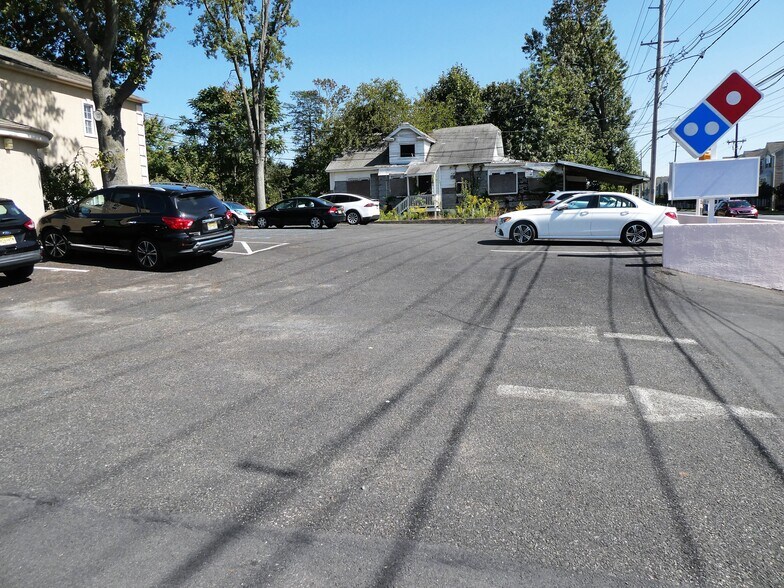 335 Evesham Ave, Lawnside, NJ for lease - Building Photo - Image 3 of 13