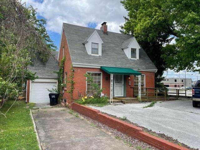 1737 E Walnut St, Springfield, MO for sale - Building Photo - Image 1 of 4