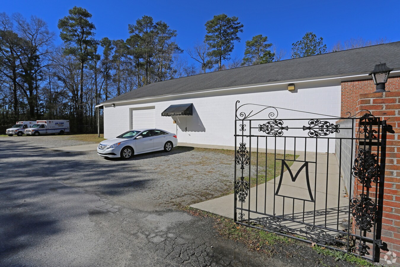 2001 W Dekalb St, Camden, SC 29020