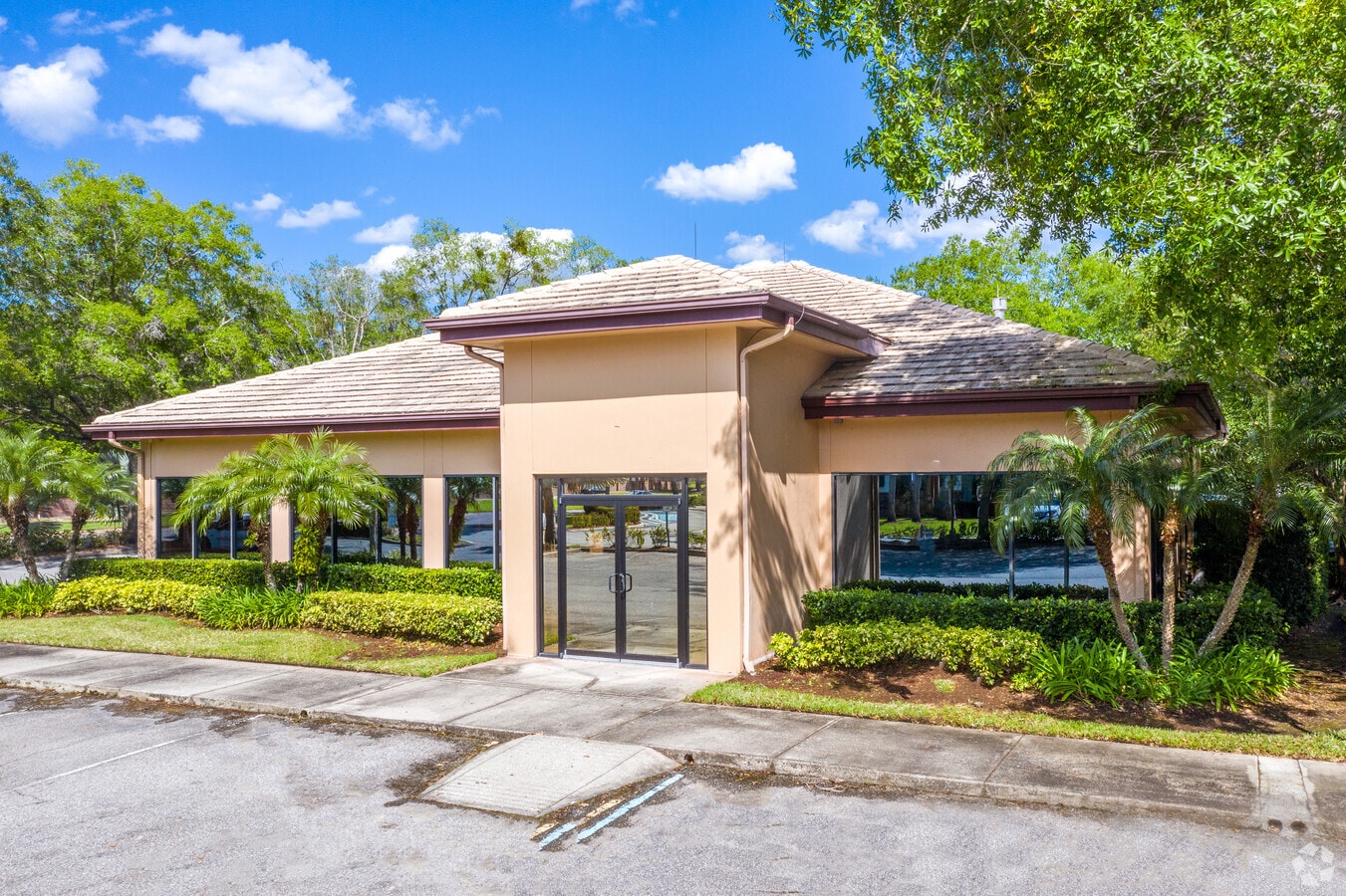 3701 W Lake Mary Blvd, Lake Mary, FL 32746